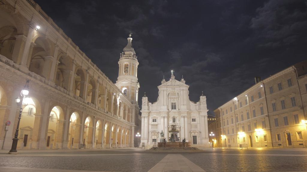 Pensione Piemonte Loreto Buitenkant foto